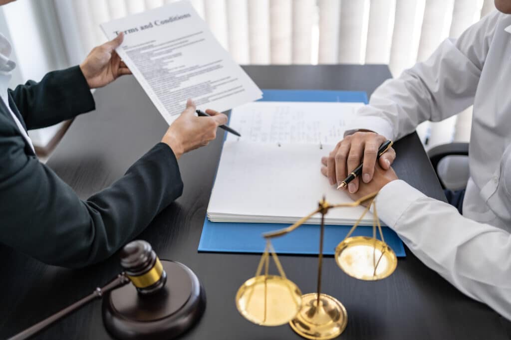 How to prepare for your first meeting with a criminal lawyer
